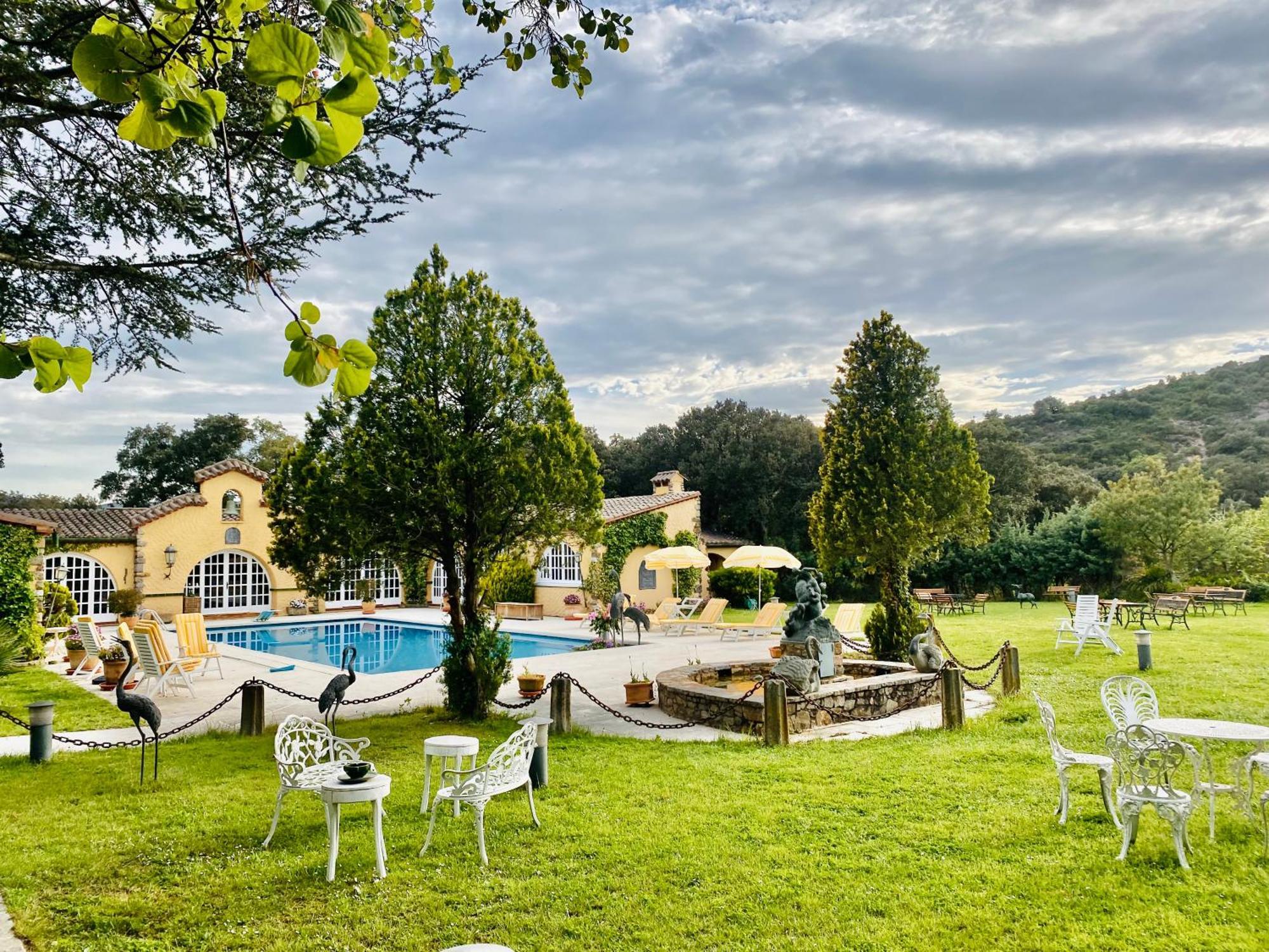Masia Mimosa Darnius Exterior photo